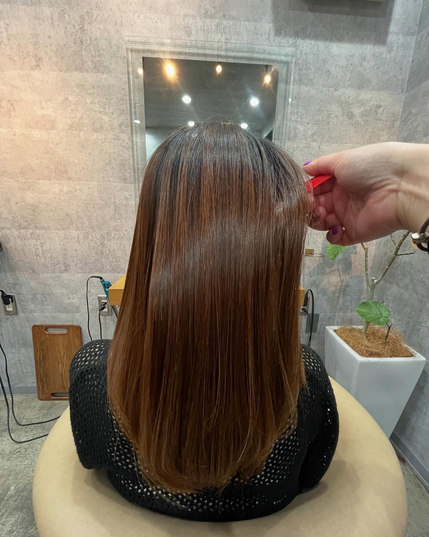 【保土ヶ谷　縮毛矯正　ISIN】