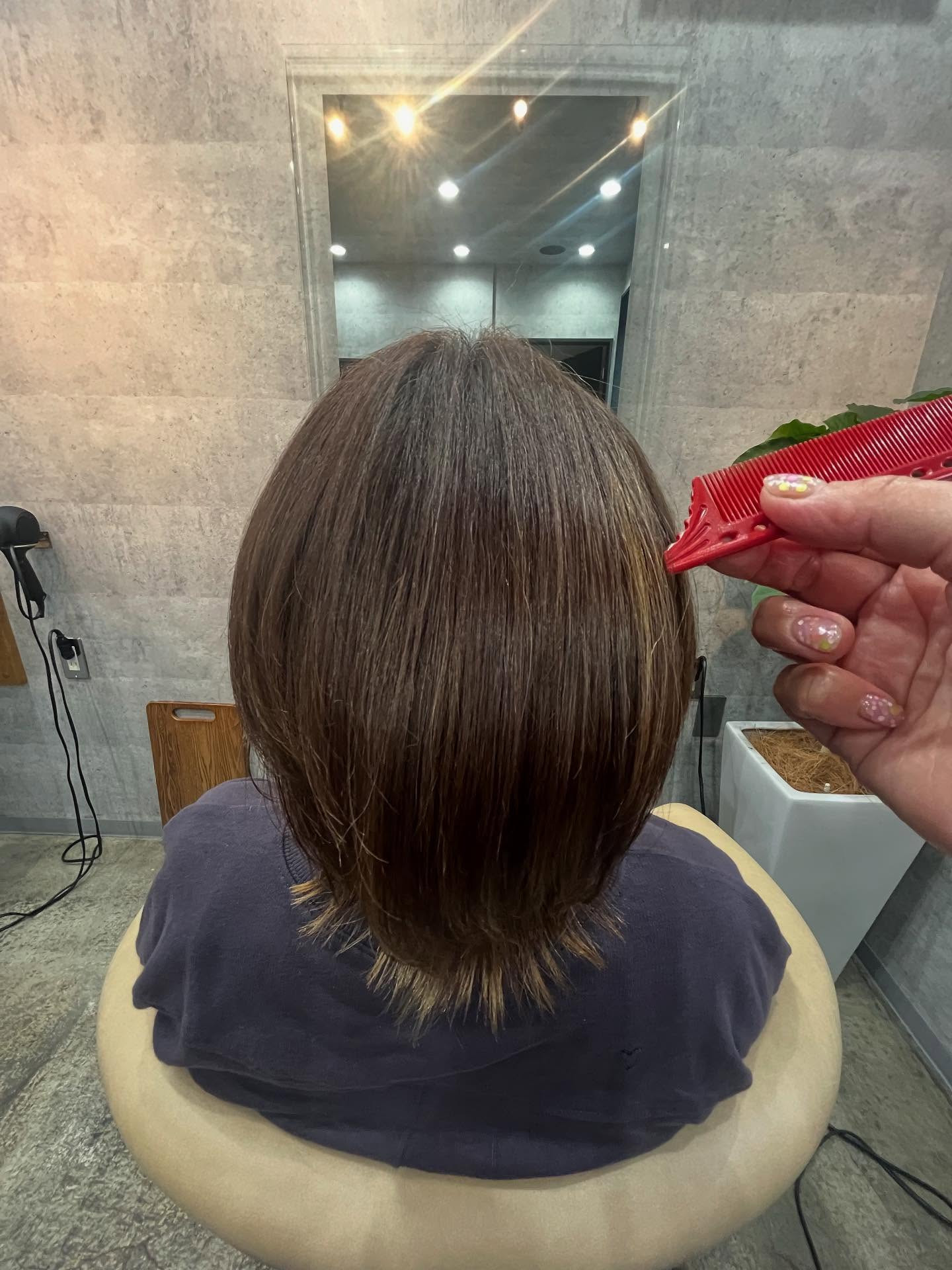 【保土ヶ谷　縮毛矯正　ISIN】