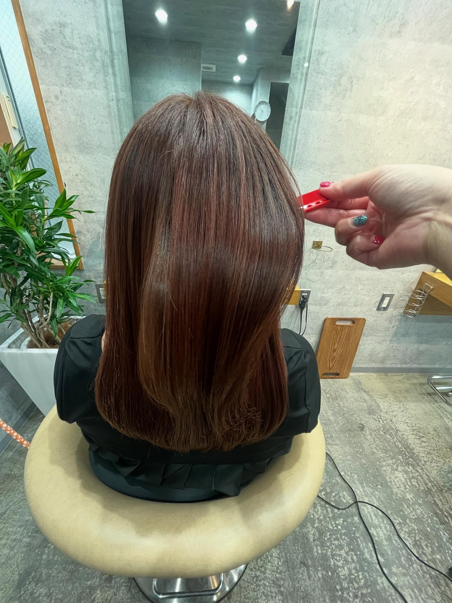 【保土ヶ谷　縮毛矯正　ISIN】